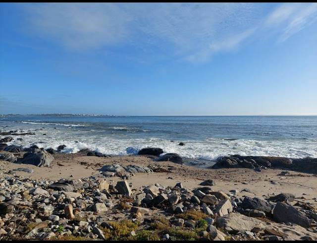 LAND FOR SALE IN SANDY POINT